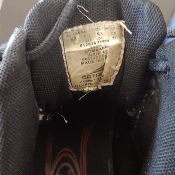 🌻 Catapult Boys Black Blue High Top Basketball Shoes Size 5 - Picture 6 of 8